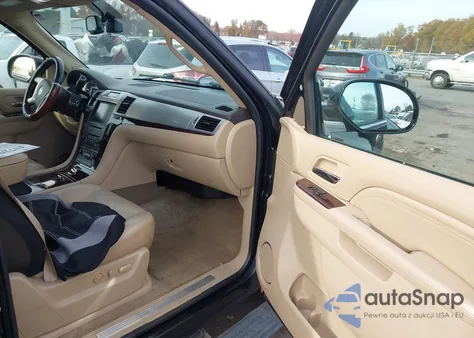 2010 Cadillac Escalade Premium из США, поврежденный, VIN 1GYUKCEF9AR291678